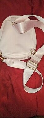🩷Light Pink LULULEMON SLING Crossbody Bag with Gold Hardware
